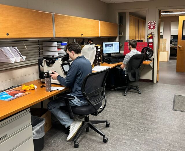 In the last two weeks, the #metallurgy lab has received 7 new investigations and our interns Garrett and Brennan are hard at work. 

#RolledAlloys #TemperanceRA