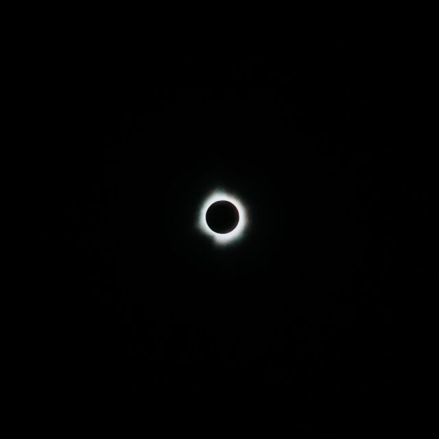 The moment of totality in #TemperanceRA
#GreatAmericanEclipse
